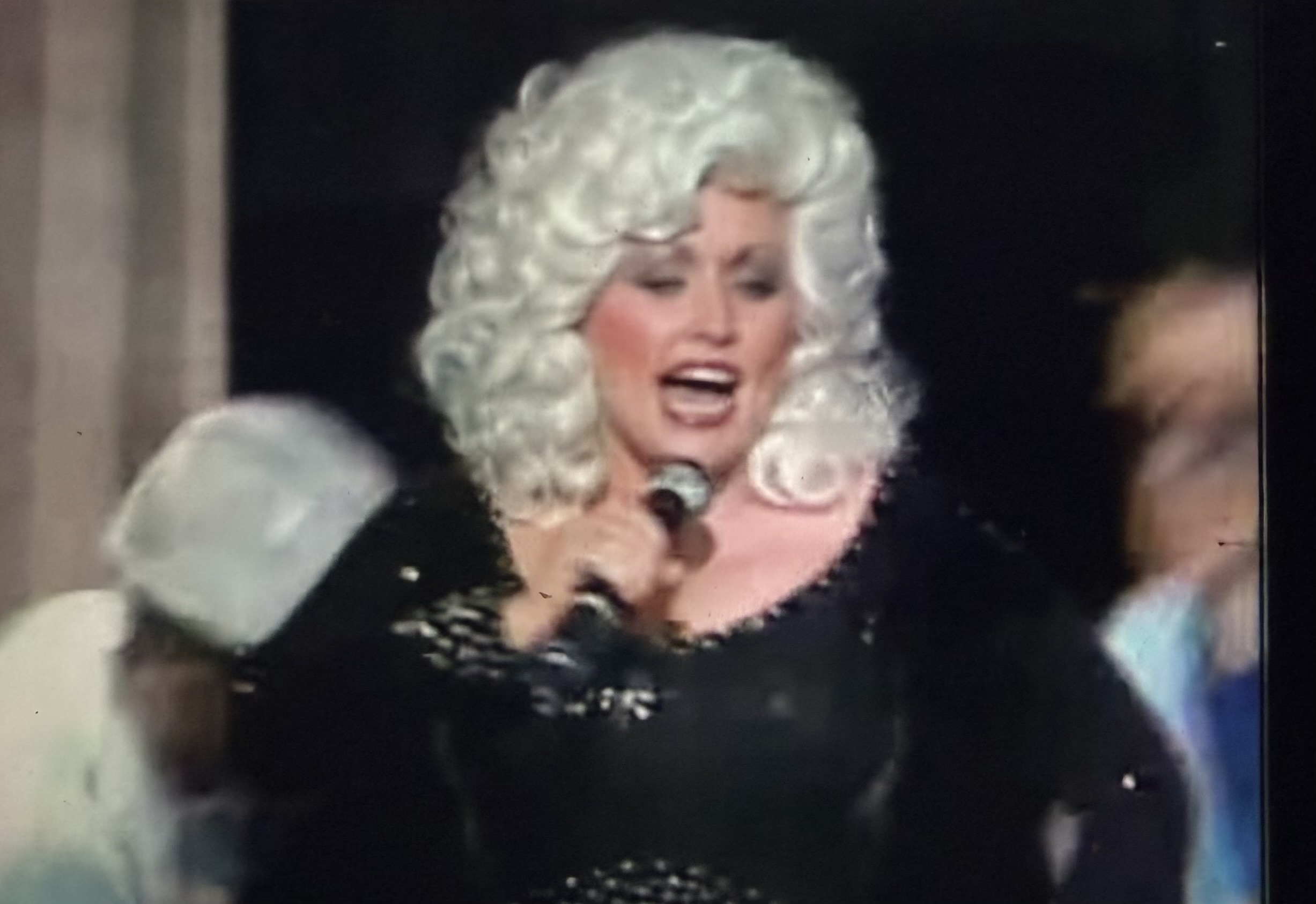 Muere a los 80 años, Dolly Parton, la leyenda de la música country